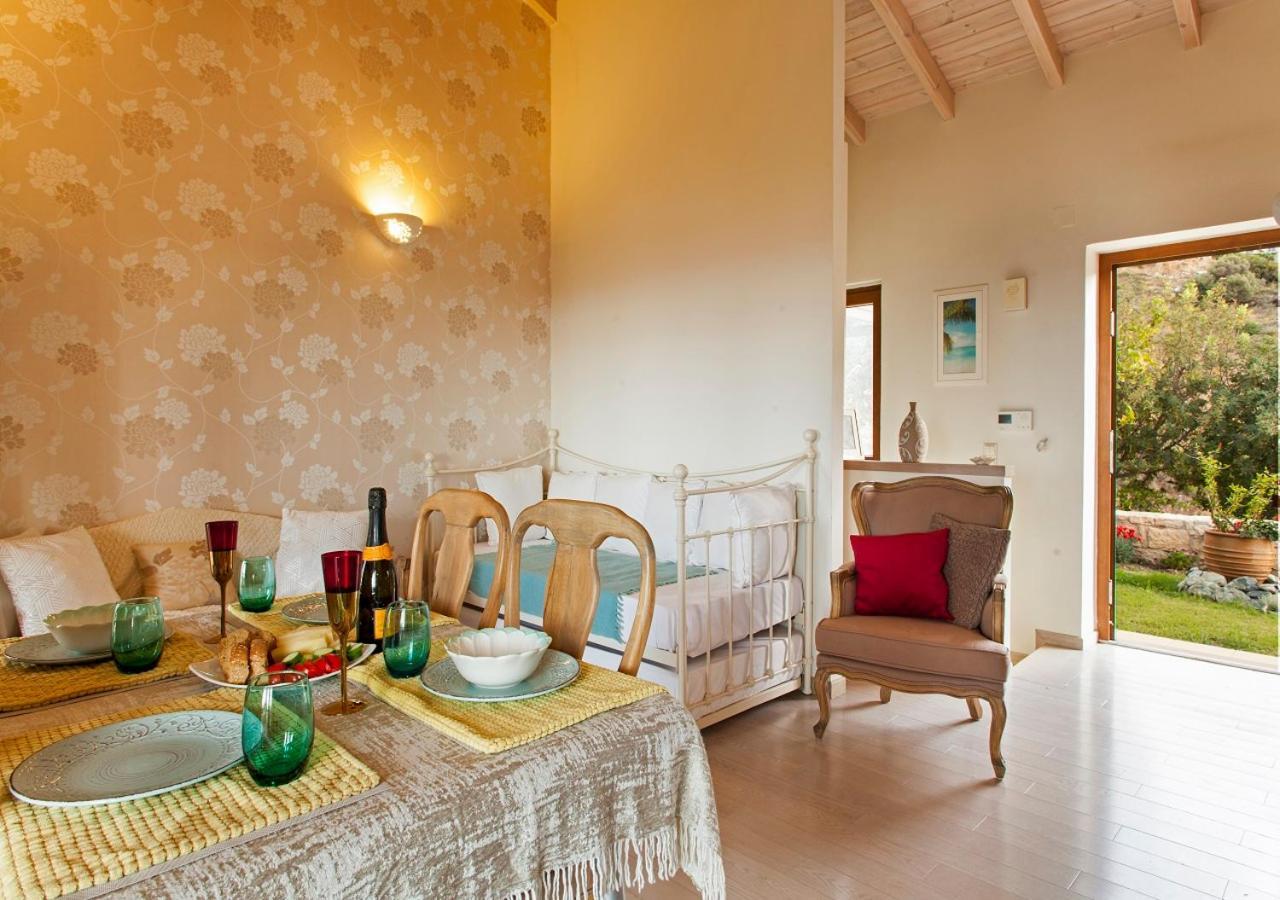 Rafaello Luxury Villa アギア・ペラギア エクステリア 写真