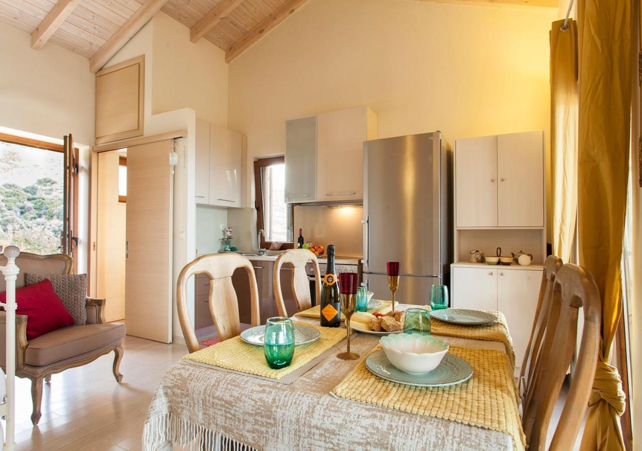 Rafaello Luxury Villa アギア・ペラギア エクステリア 写真