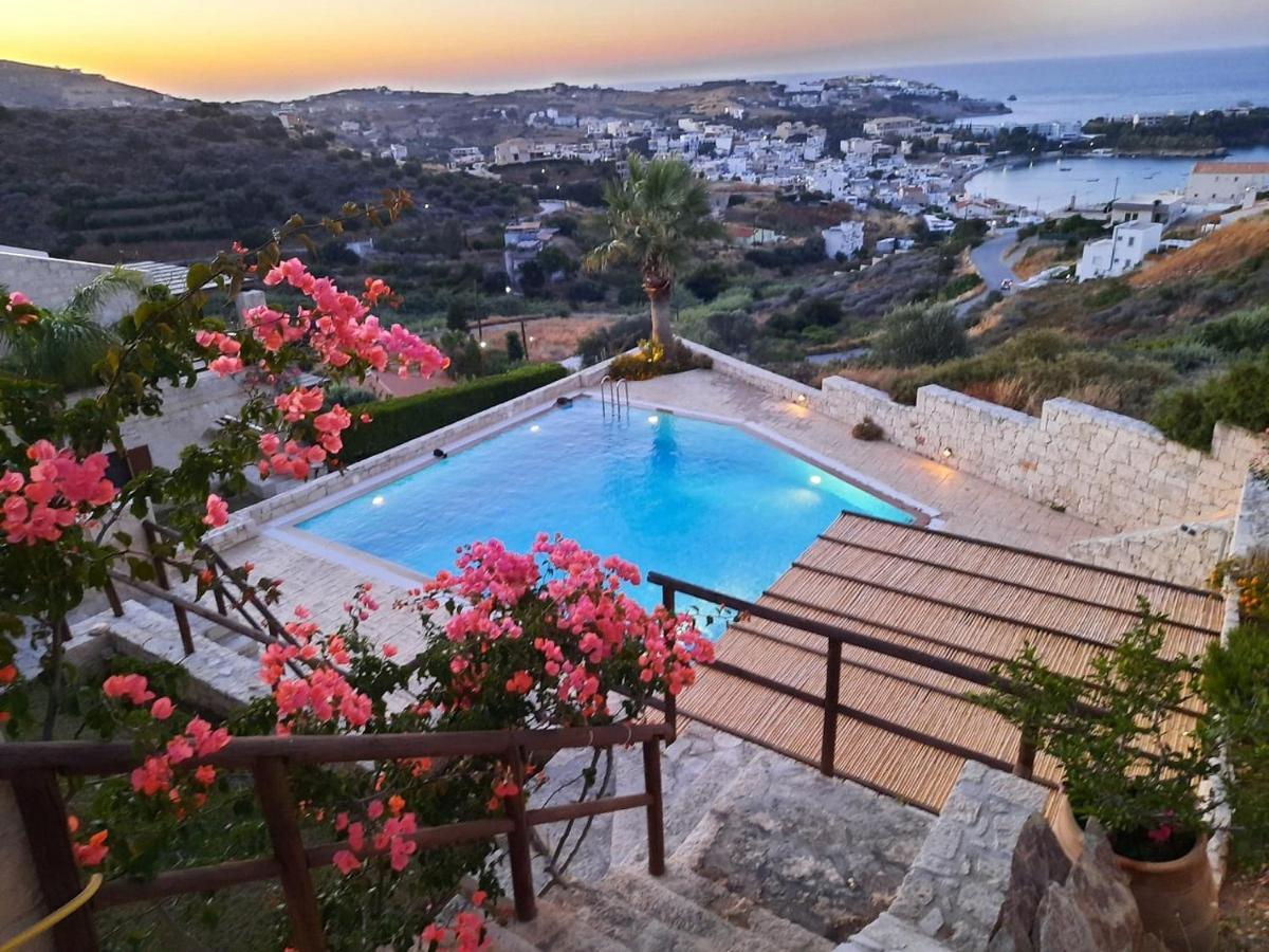 Rafaello Luxury Villa アギア・ペラギア エクステリア 写真